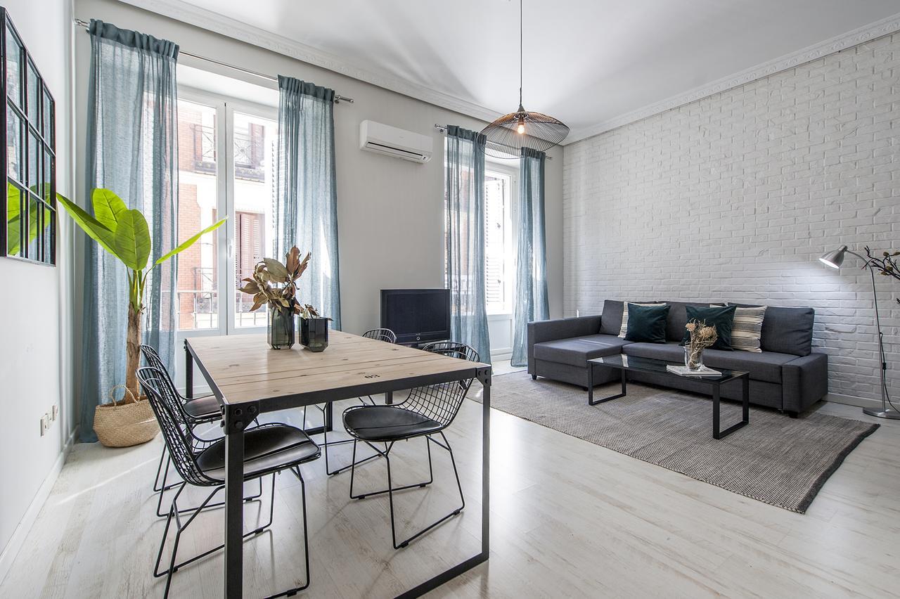 Plaza De Cibeles Apartment Madrid Exterior photo